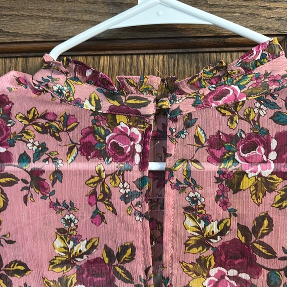 Express Pink and Purple Ruffled Long Sleeve Blouse - Picture 8 of 9